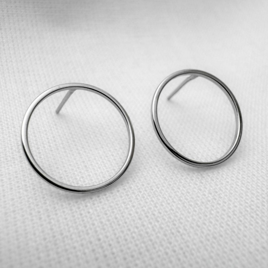 Round silver stud earrings