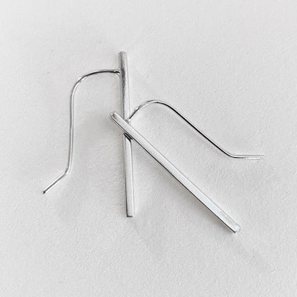 Silver straight line earrings