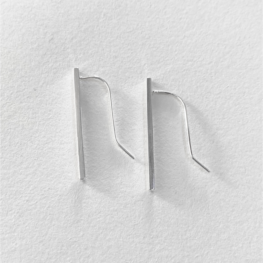 Silver straight line earrings