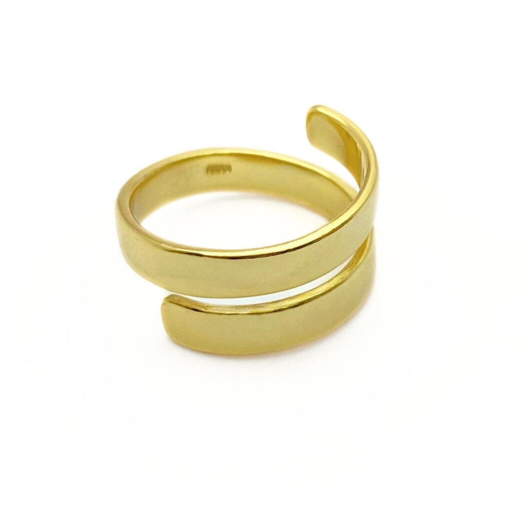 Gold spiral ring